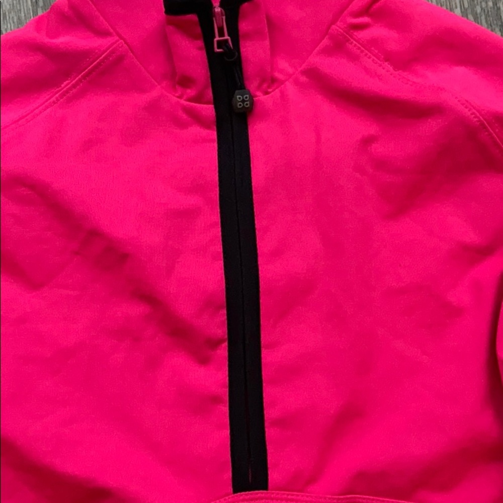 Pink athletic pullover - Picture 2 of 5